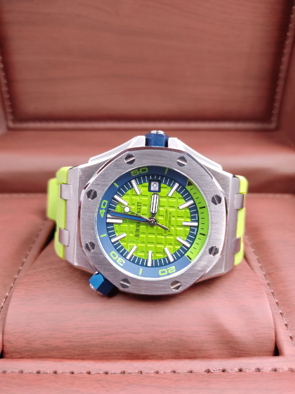 AP Offshore Diver 44 mm Vert